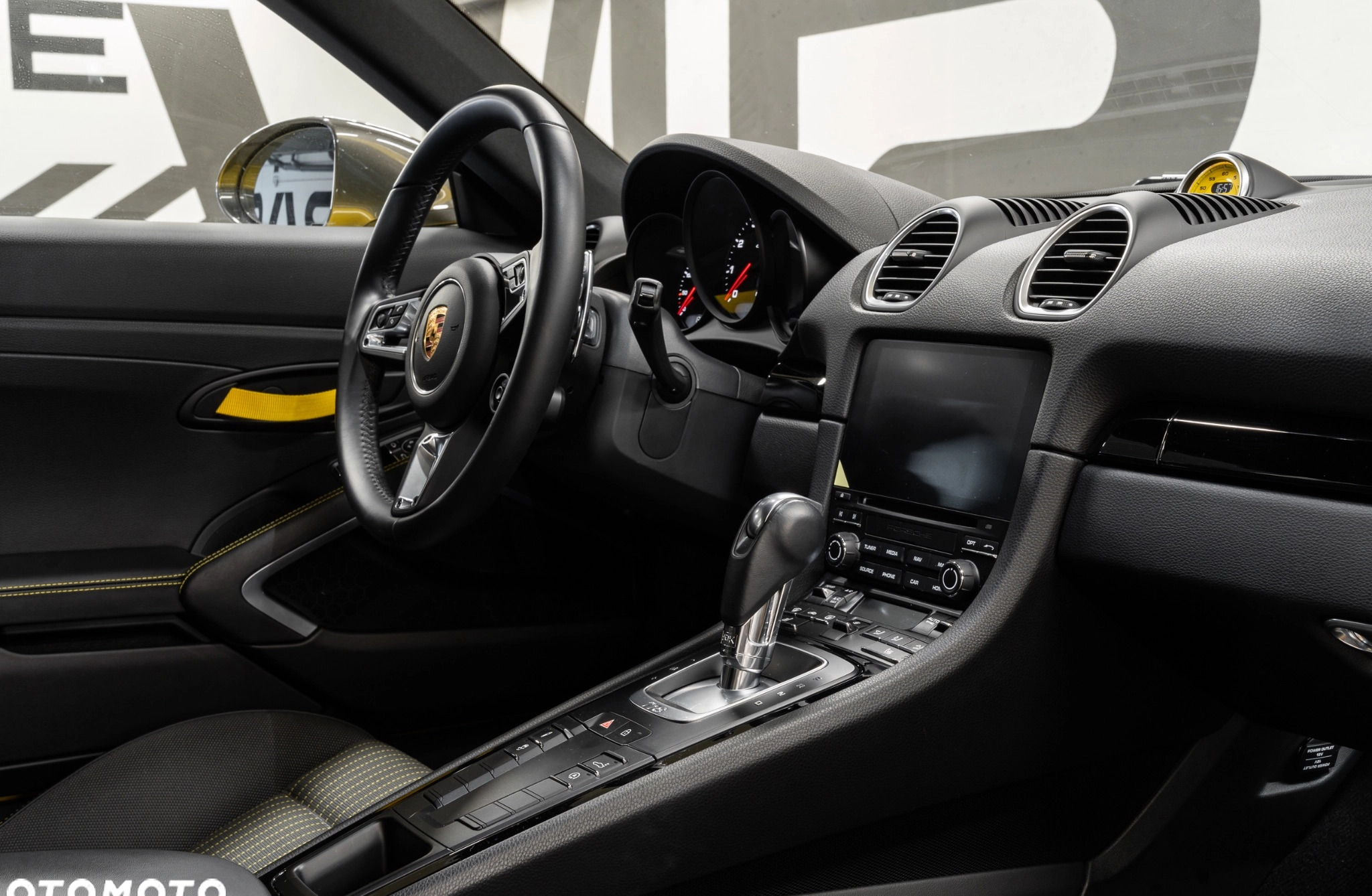 Porsche 718 Cayman cena 429900 przebieg: 13550, rok produkcji 2023 z Kraków małe 742